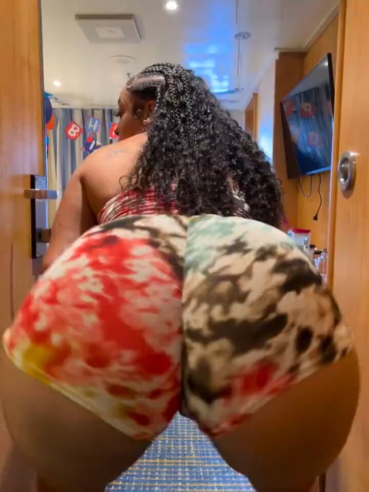 Mlilf Bbw twerk